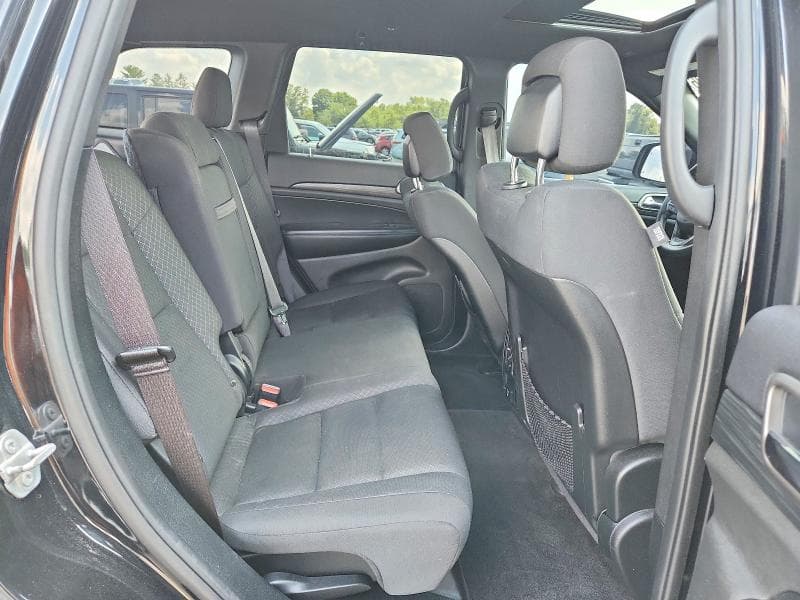 2019 JEEP GRAND CHEROKEE LAREDO 11