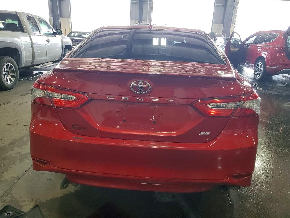 2019 TOYOTA CAMRY SE 6