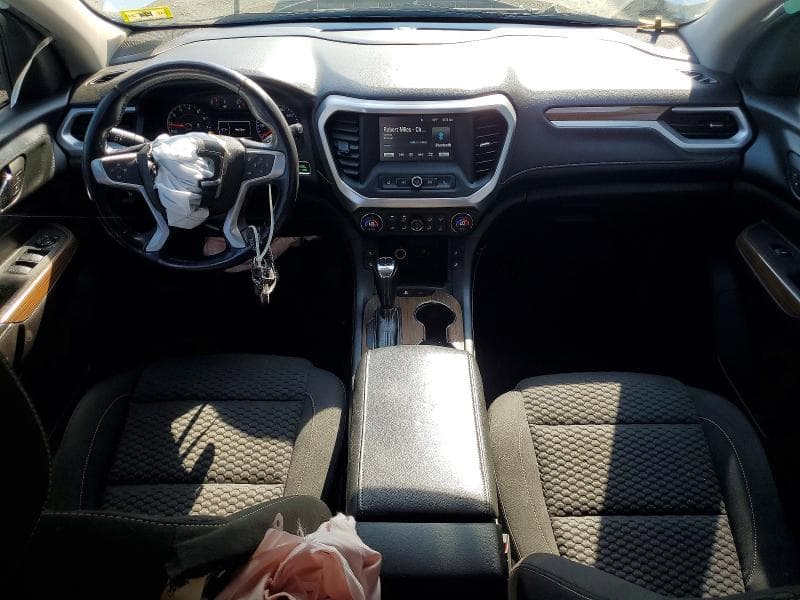 2017 GMC ACADIA SLE 8