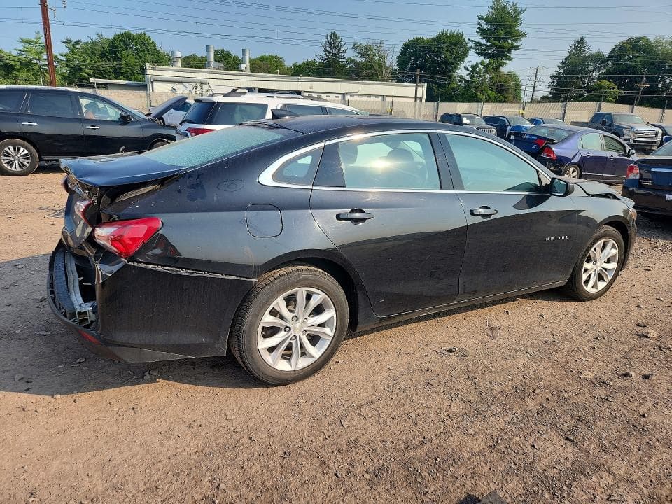 2022 CHEVROLET MALIBU LT 3