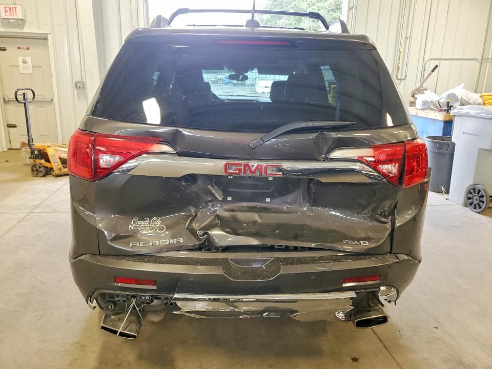 2019 GMC ACADIA DENALI 6