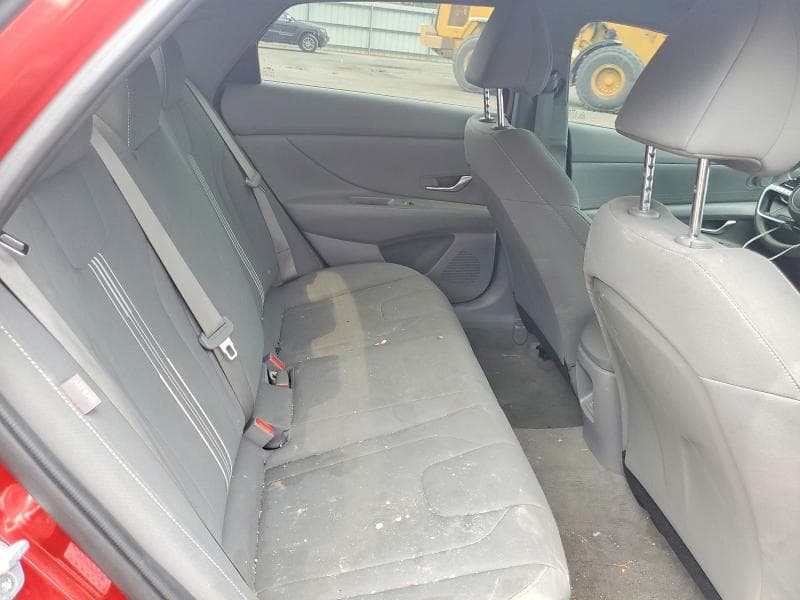 2024 HYUNDAI ELANTRA SEL 10