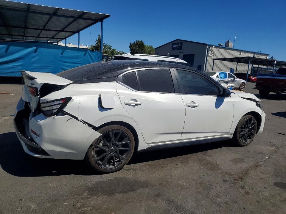 2025 NISSAN SENTRA SR 3
