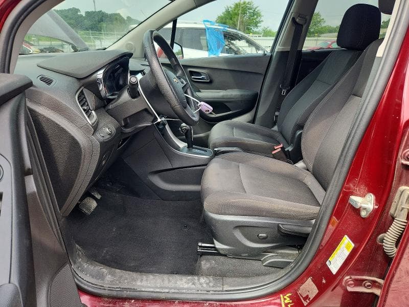 2017 CHEVROLET TRAX 1LT 7