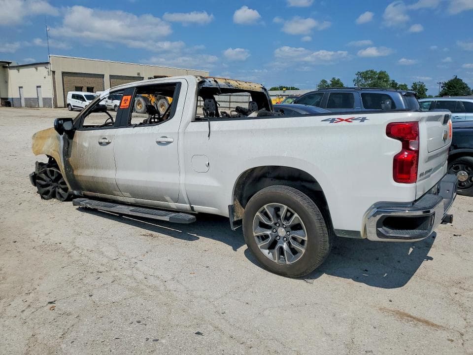 2024 CHEVROLET SILVERADO K1500 LT 2