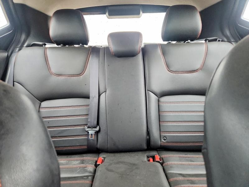 2019 NISSAN KICKS S 10