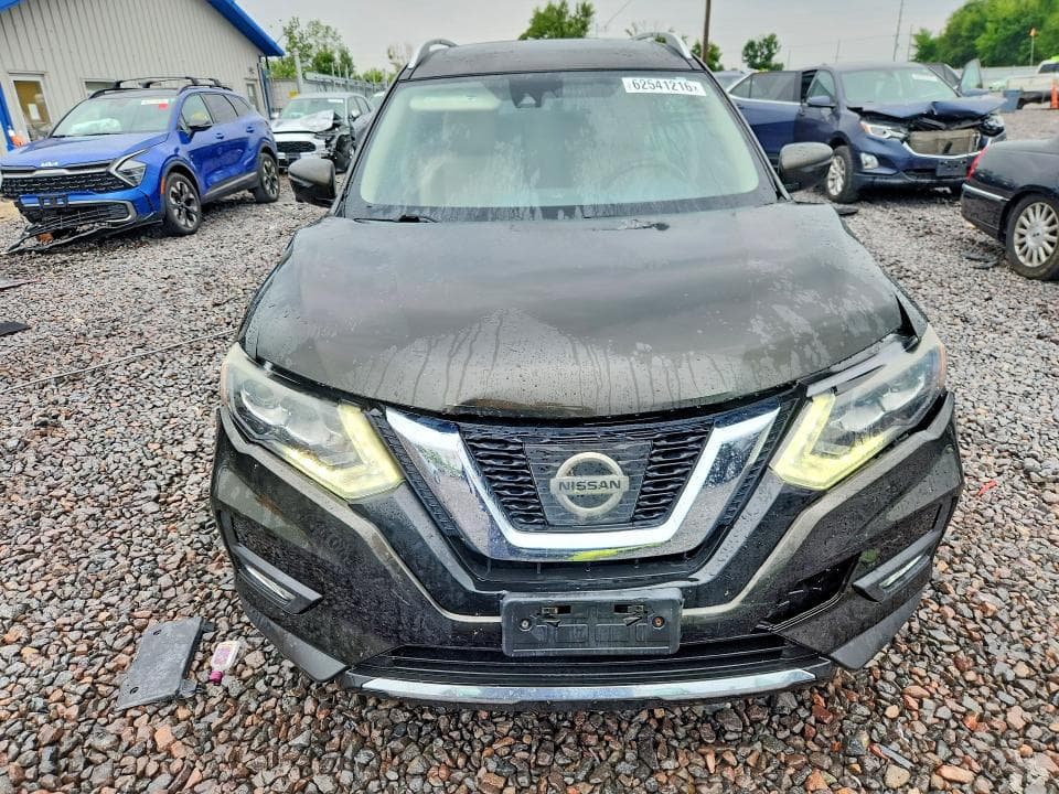 2017 NISSAN ROGUE SL 5