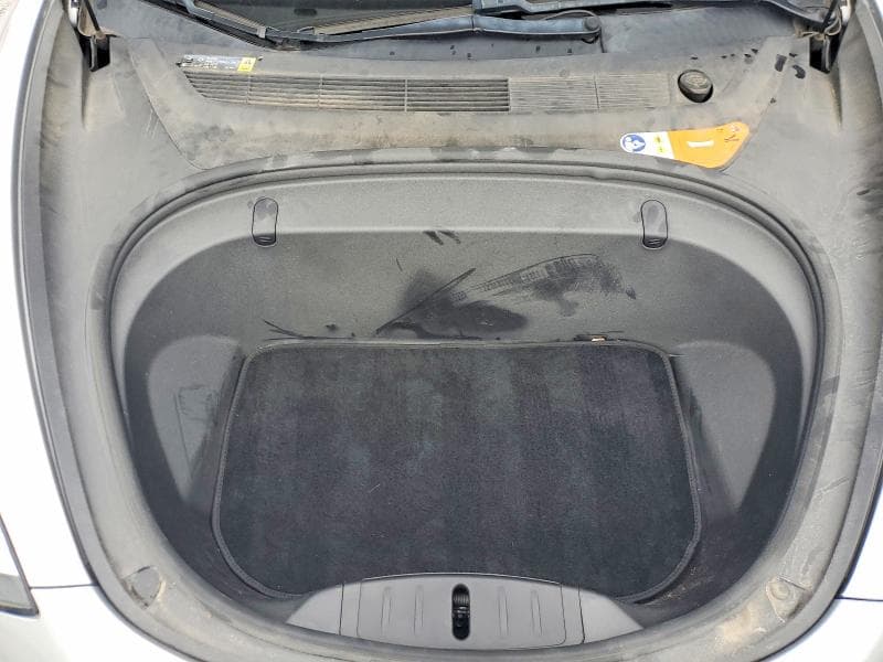 2018 TESLA MODEL 3 11