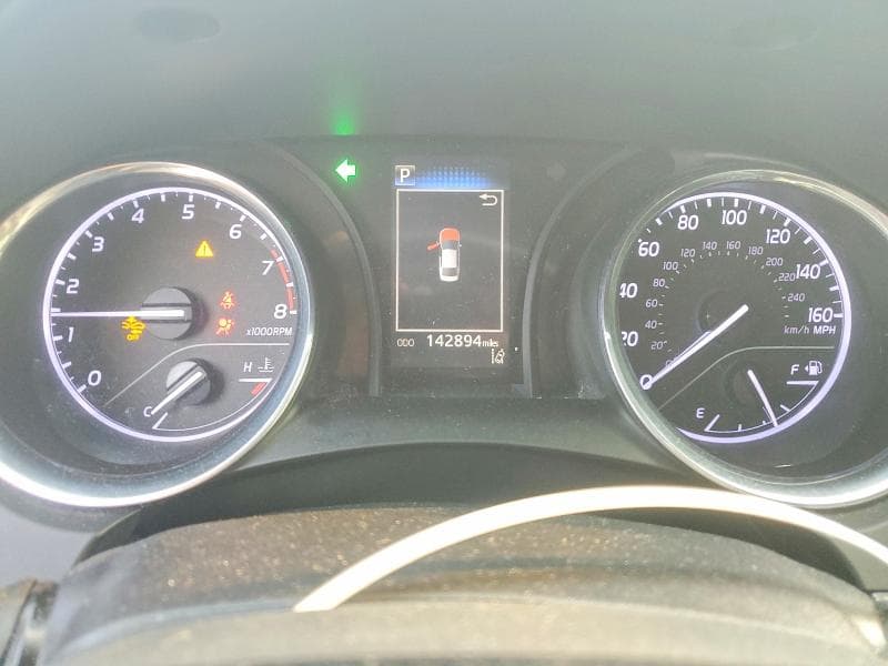 2019 TOYOTA CAMRY SE 9