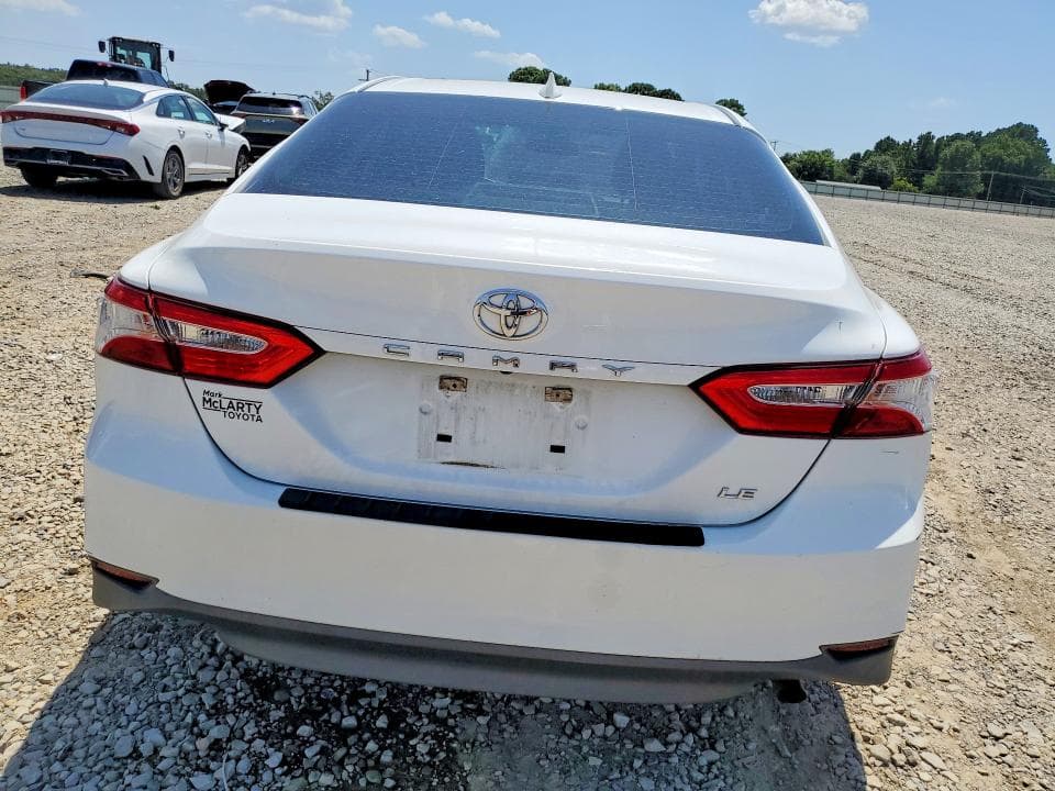 2020 TOYOTA CAMRY LE 6