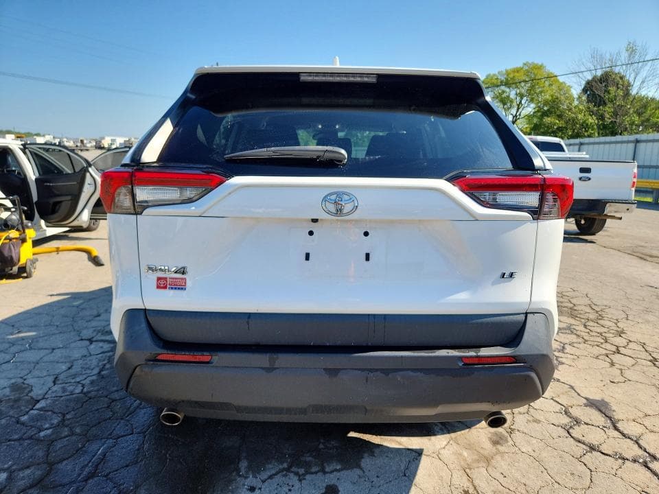 2023 TOYOTA RAV4 LE 6