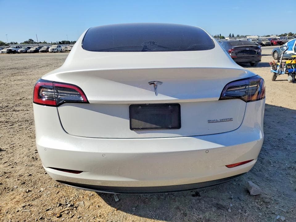 2021 TESLA MODEL 3 6