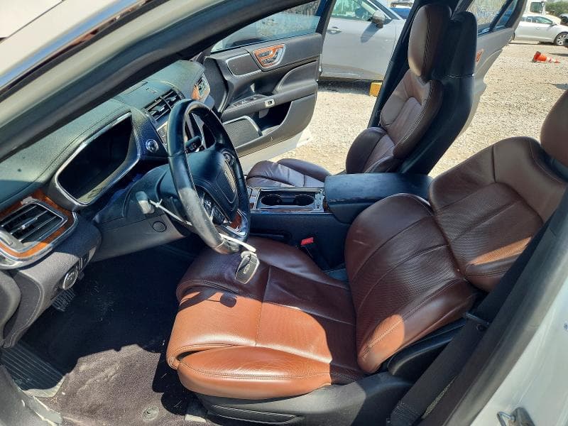 2017 LINCOLN CONTINENTAL RESERVE 7