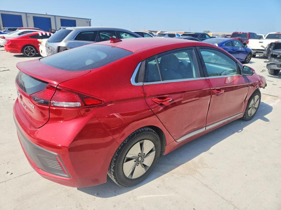 2020 HYUNDAI IONIQ SE 3