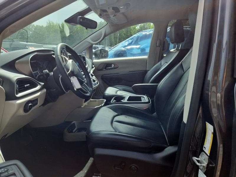 2023 CHRYSLER PACIFICA TOURING L 7