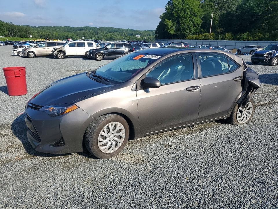 2018 TOYOTA COROLLA - 1