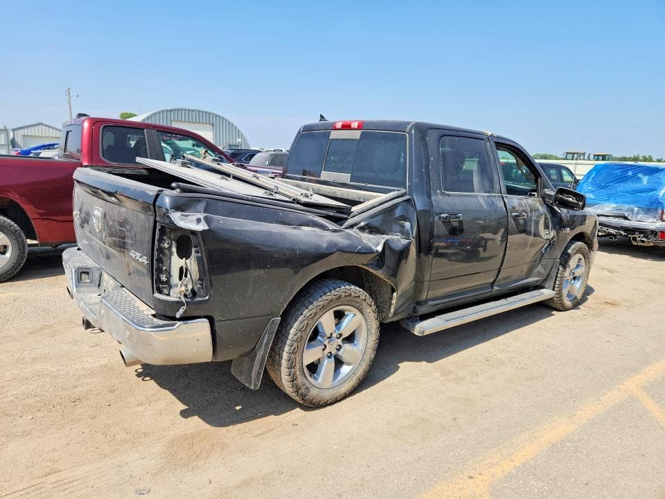 2019 RAM 1500 CLASSIC SLT 3