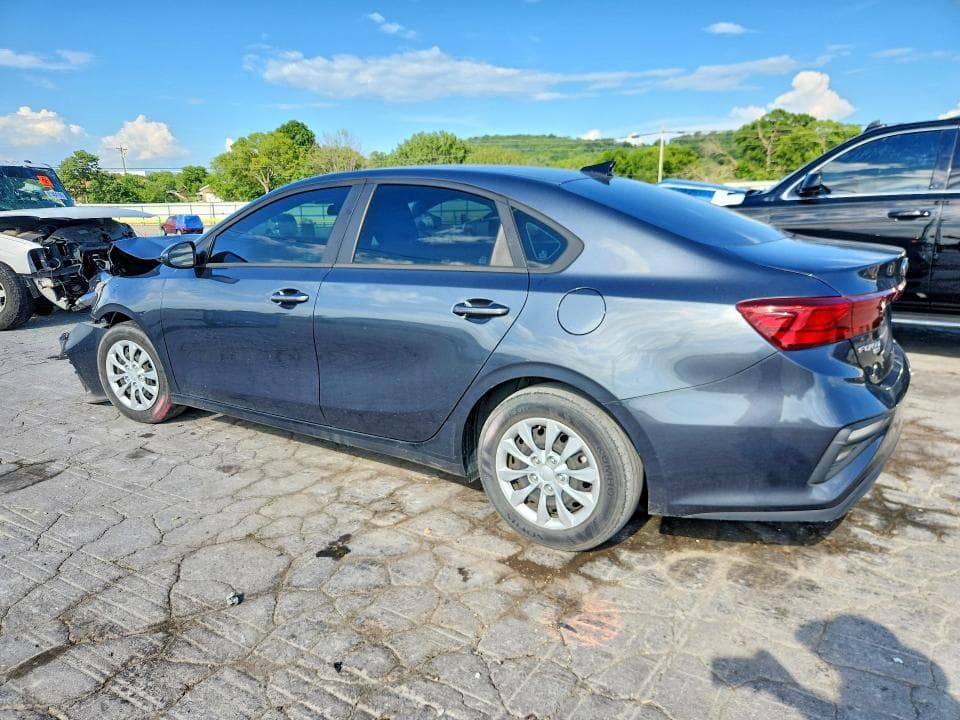 2021 KIA FORTE FE 2