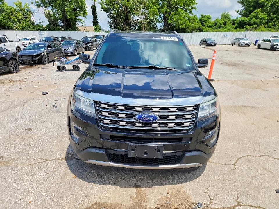2017 FORD EXPLORER XLT 5