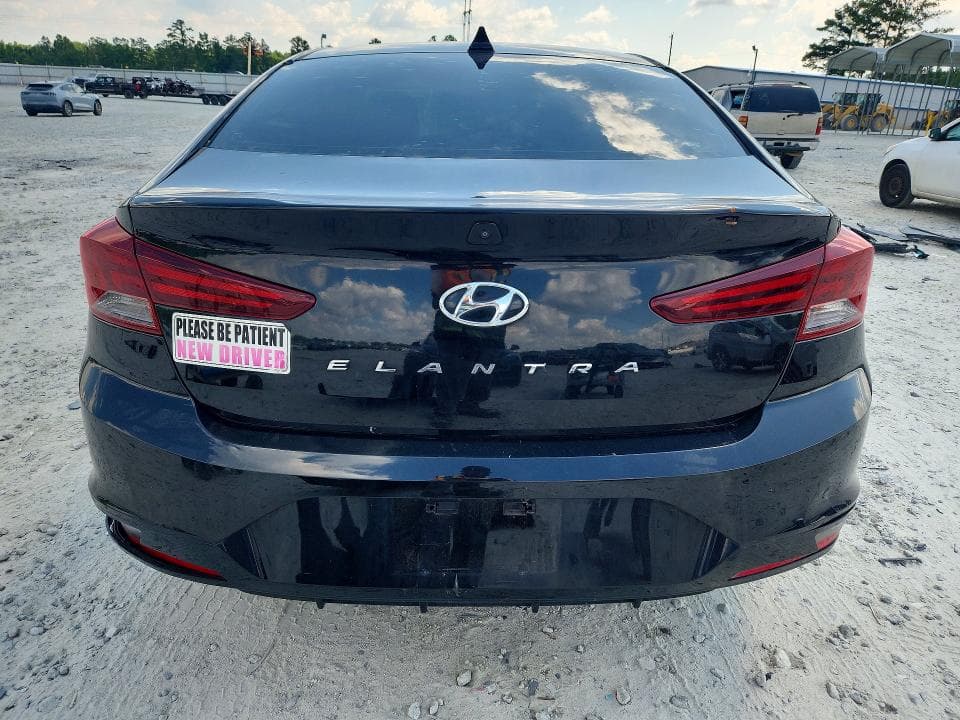 2019 HYUNDAI ELANTRA SEL 6