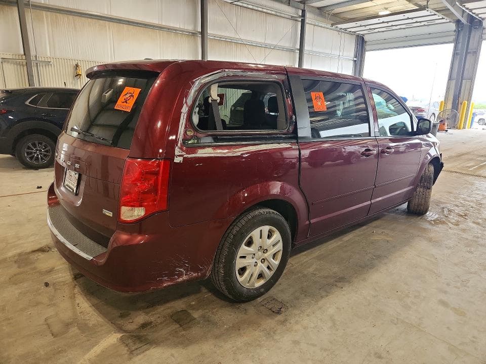 2017 DODGE GRAND CARAVAN SE 3
