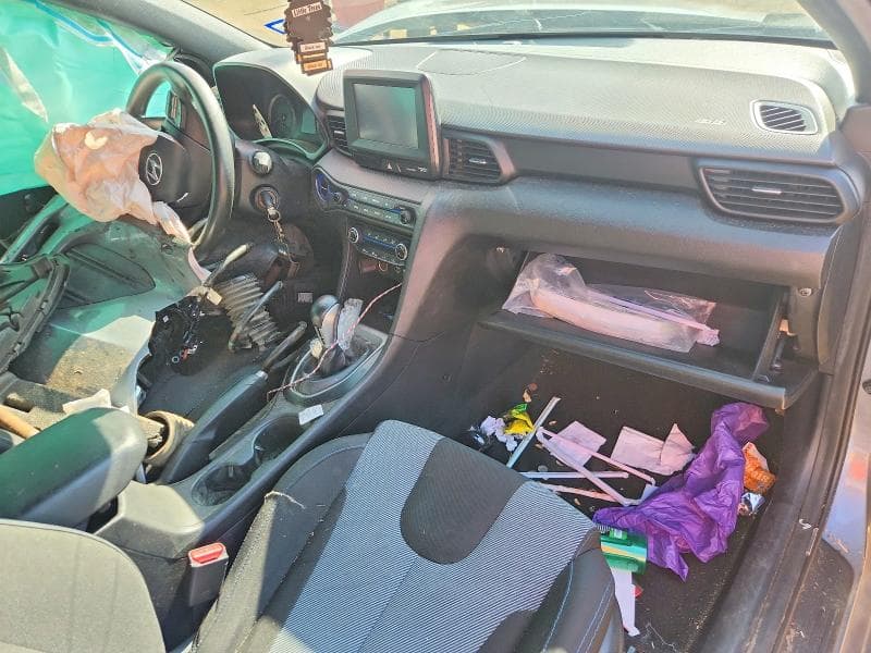 2019 HYUNDAI VELOSTER 2.0L 8