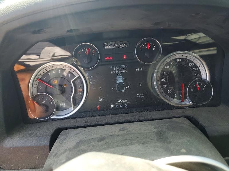 2019 RAM 1500 CLASSIC SLT 9