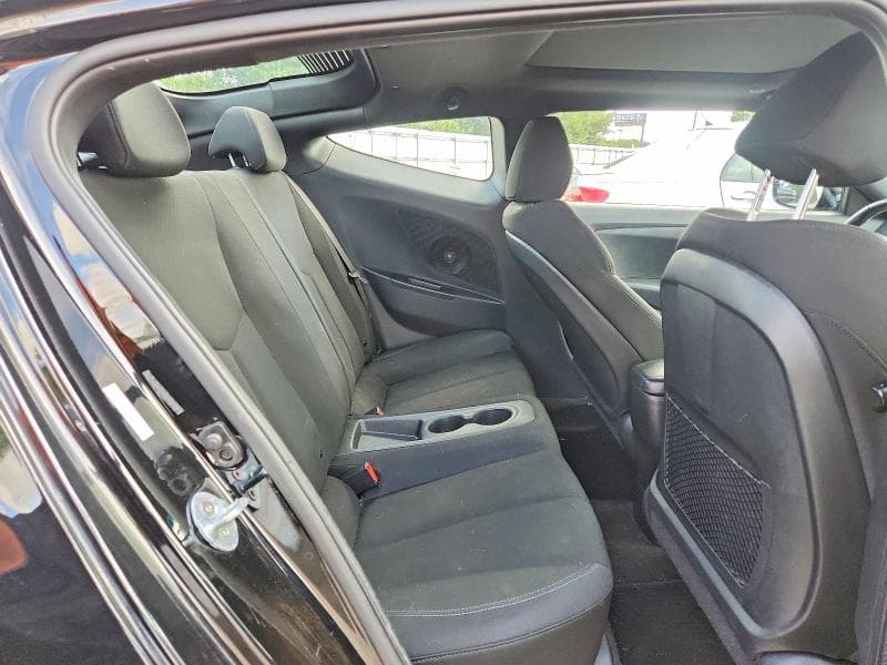 2017 HYUNDAI VELOSTER VALUE EDITION 10