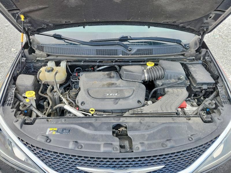 2017 CHRYSLER PACIFICA TOURING L 12