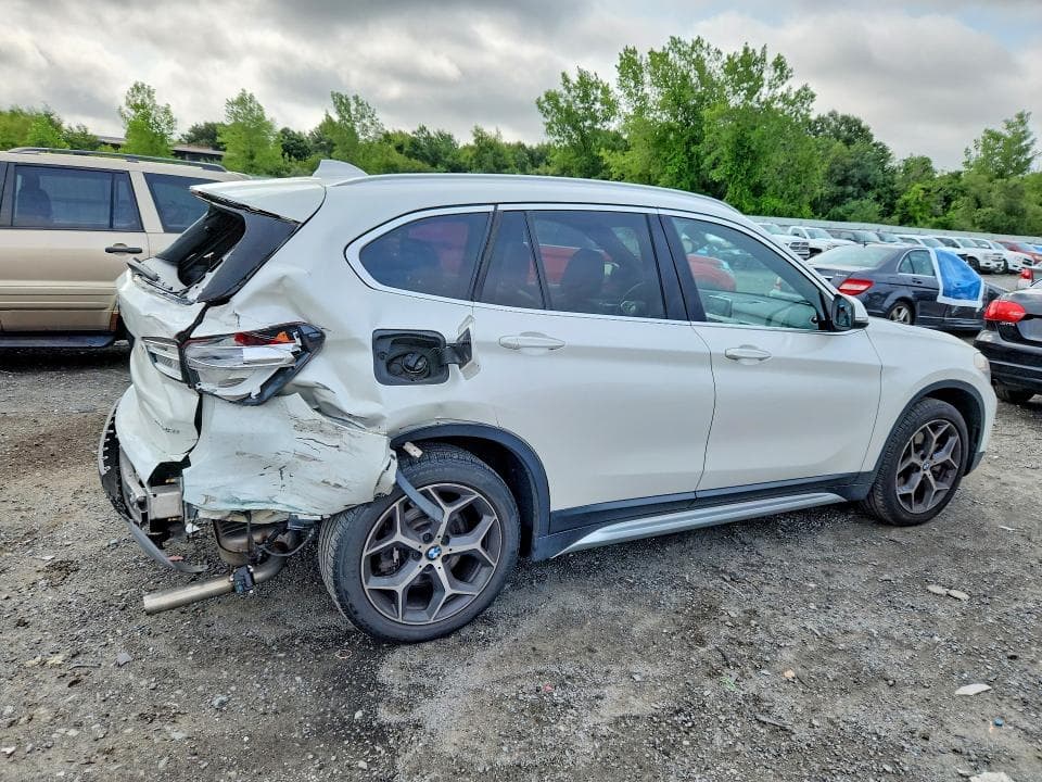 2018 BMW X1 XDRIVE28I 3