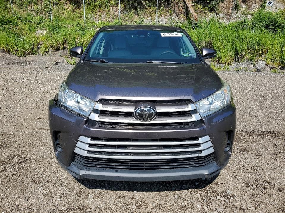 2019 TOYOTA HIGHLANDER LE 5