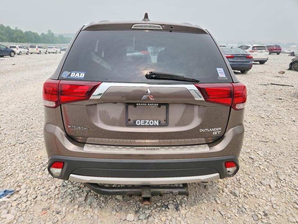 2017 MITSUBISHI OUTLANDER GT 6