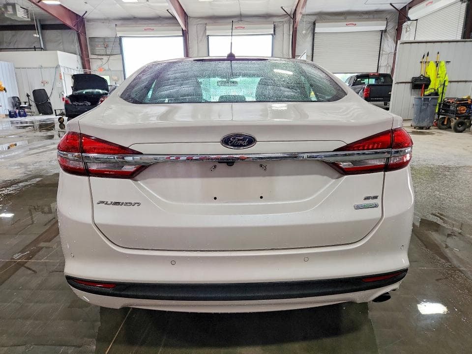 2017 FORD FUSION SE 6