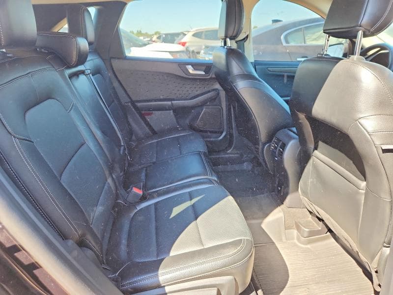 2020 FORD ESCAPE TITANIUM 10