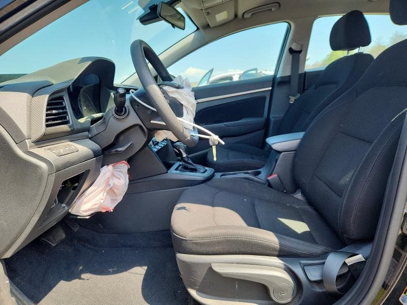 2020 HYUNDAI ELANTRA SEL 7