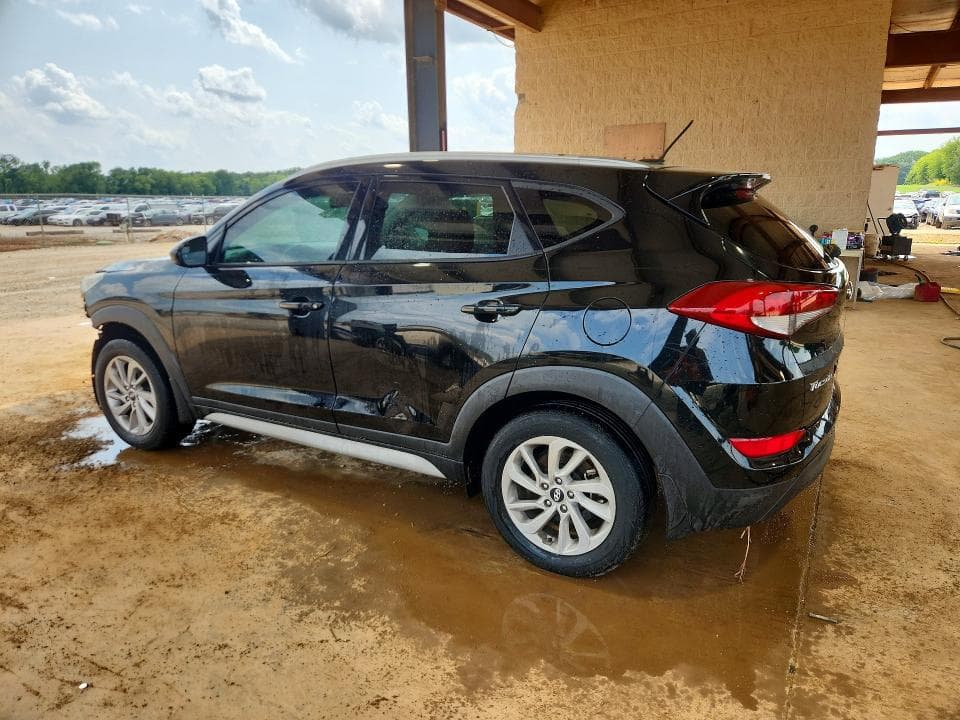 2017 HYUNDAI TUCSON SE 2