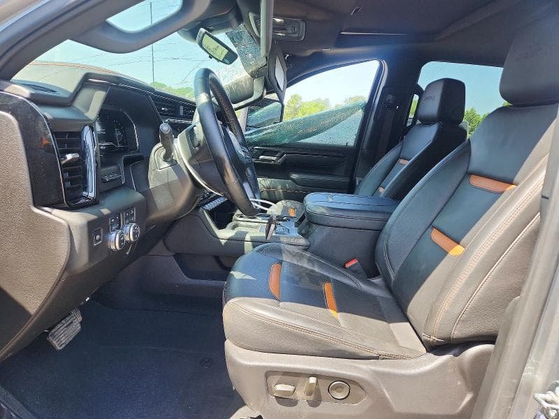 2025 GMC SIERRA K2500 AT4 7