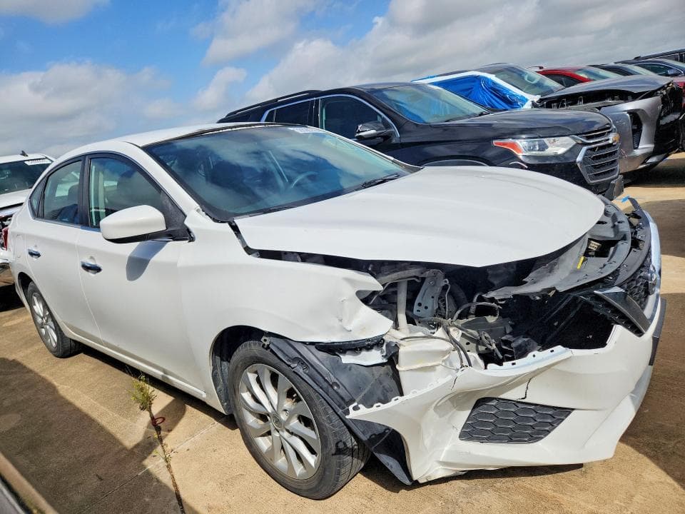 2019 NISSAN SENTRA SV 4