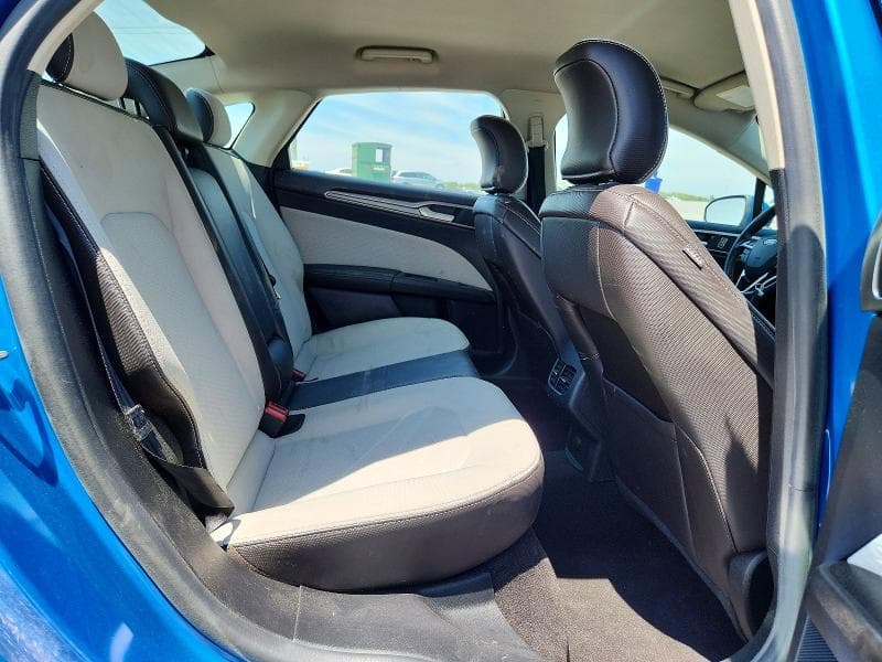 2019 FORD FUSION SE 10