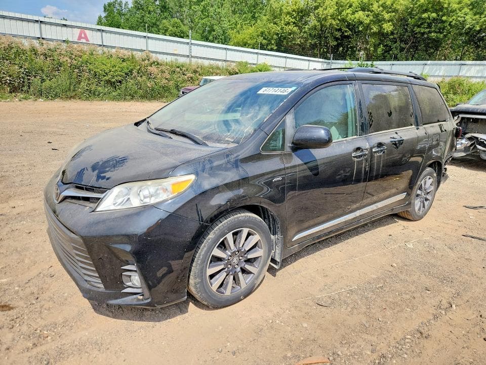 2018 TOYOTA SIENNA XLE PREMIUM 7-PASSENGER - 1