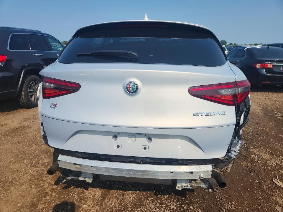 2023 ALFA ROMEO STELVIO SPRINT 6