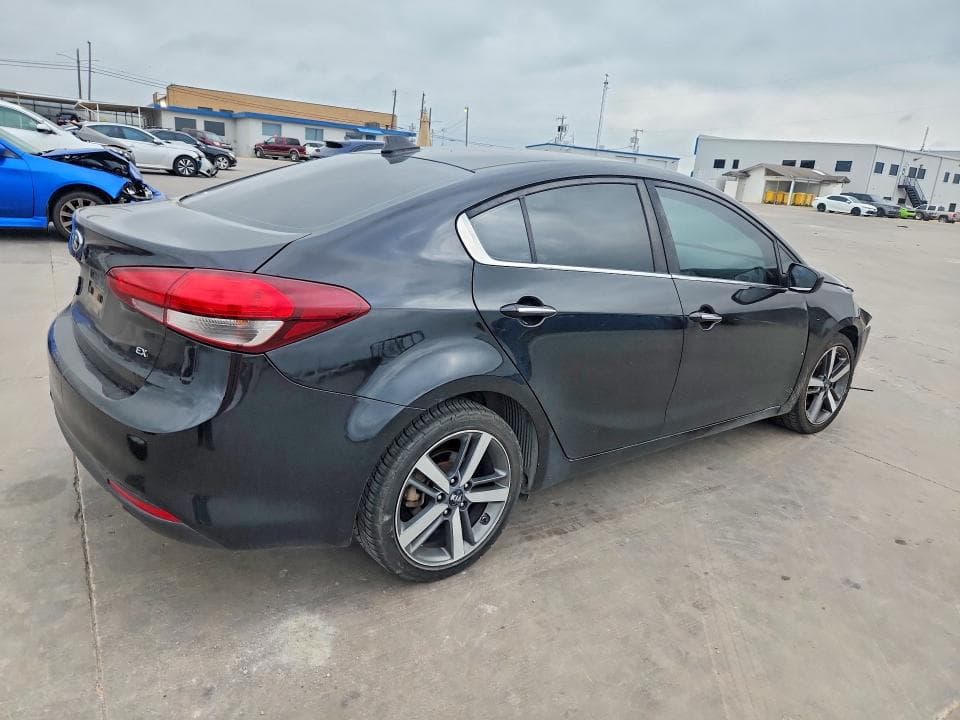 2017 KIA FORTE EX 3