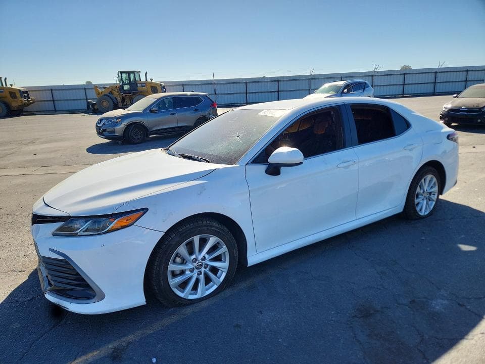 2024 TOYOTA CAMRY LE