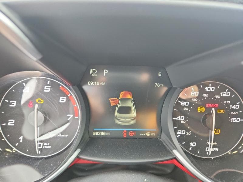 2018 ALFA ROMEO GIULIA TI 9