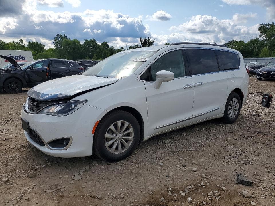 2017 CHRYSLER PACIFICA TOURING L - 1