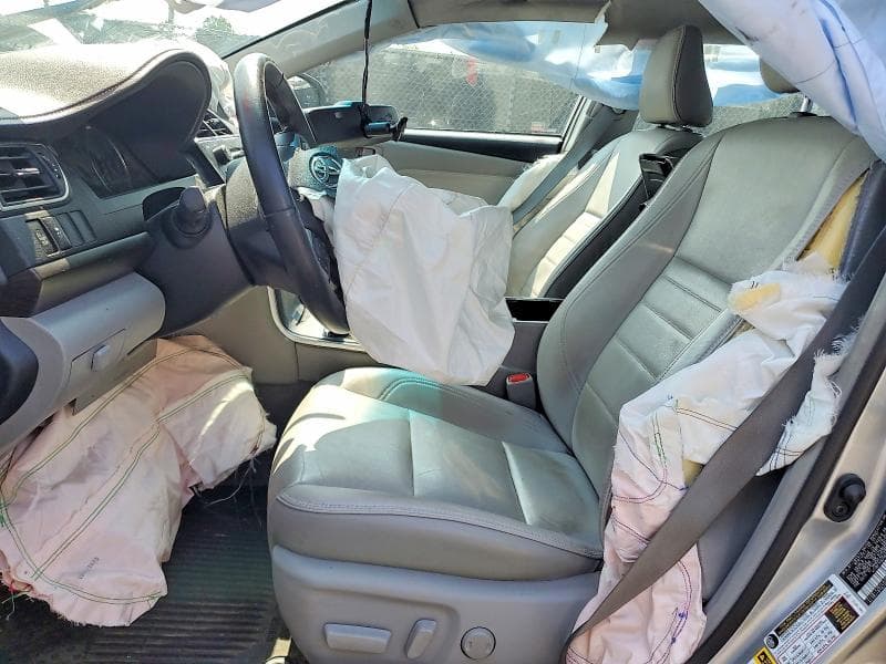 2017 TOYOTA CAMRY XLE 7