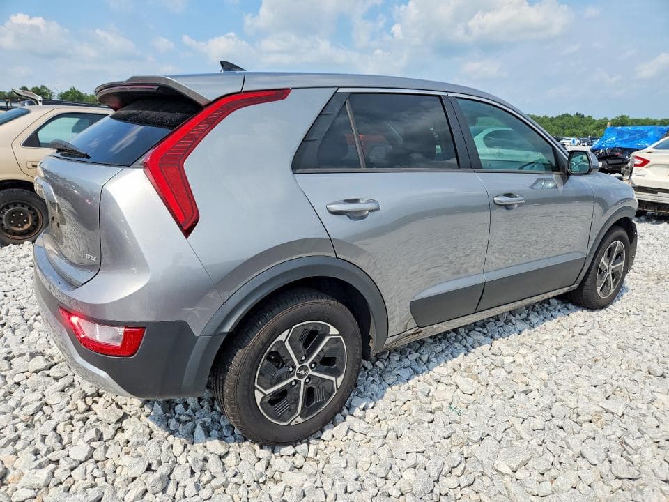 2023 KIA NIRO LX 3