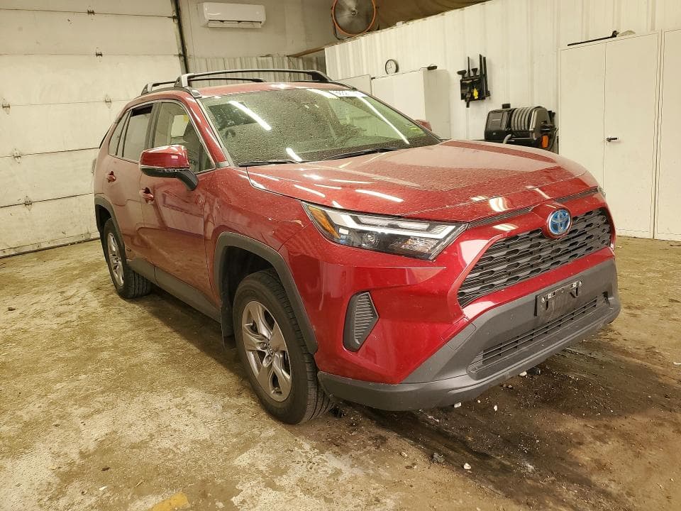 2024 TOYOTA RAV4 HYBRID XLE 4
