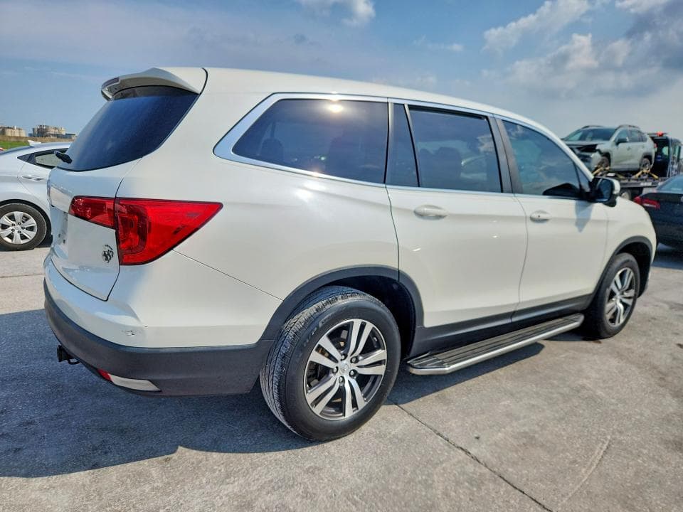 2018 HONDA PILOT EX 3