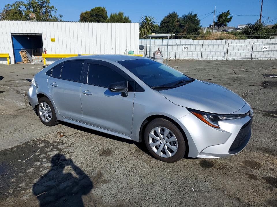 2026 TOYOTA COROLLA LE 4
